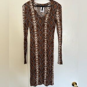 BCBGMAXAZRIA Snake Print Knit Midi Dress